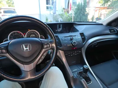 Gebraucht Honda Accord 150 PS (110 kW) 2008 Andere farben Kombi