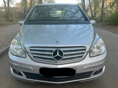 Gebraucht Mercedes B170 116 PS (85 kW) 2005 Silber Van / Kleinbus