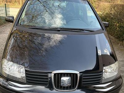 Begagnad Seat Alhambra 150 HK (110 kW) 2006 Svart Minibuss