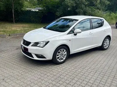 Gebraucht Seat Ibiza 4You 69 PS (50 kW) 2015 Weiß Limousine