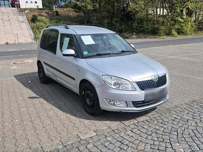 Usata Skoda Roomster 105 CV (77 kW) 2012 Argento Monovolume