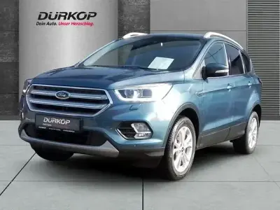 Gebraucht Ford Kuga Titanium 150 PS (110 kW) 2020 Blau SUV