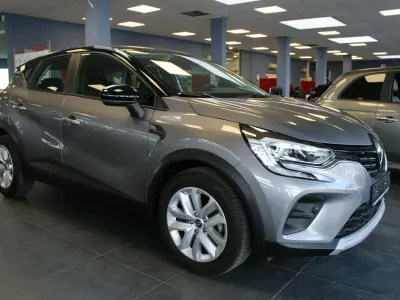 Gebraucht Renault Captur Evolution 140 PS (102 kW) 2023 Grau SUV