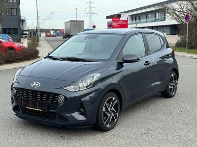 Gebraucht Hyundai i10 Edition 67 PS (49 kW) 2021 Grau Kleinwagen