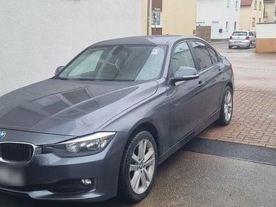 Gebraucht BMW 316 116 PS (85 kW) 2013 Grau Limousine