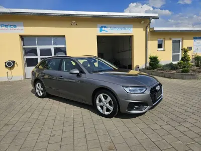 Gebraucht Audi A4 Basis 136 PS (100 kW) 2021 Grau Kombi