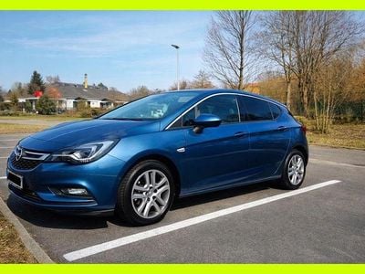 Gebraucht Opel Astra 136 PS (100 kW) 2015 Blau Limousine