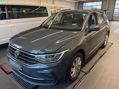 Usata VW Tiguan Life 150 CV (110 kW) 2022 Grigio SUV