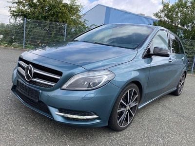 Mercedes B220