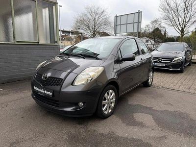 Gebraucht Toyota Yaris Team 69 PS (50 kW) 2008 Grau Kleinwagen