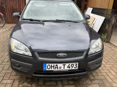 Gebraucht Ford Focus Style 101 PS (74 kW) 2007 Grau Limousine