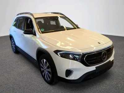 Gebraucht Mercedes EQB250 Advanced Plus 139 kW (190 PS) 2023 Weiß SUV