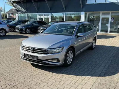 Gebraucht VW Passat Business 150 PS (110 kW) 2020 Silber Kombi