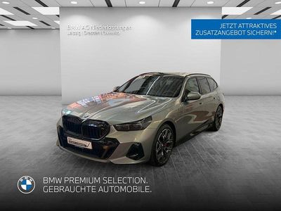 Gebraucht BMW 550e M Sport 489 PS (359 kW) 2025 Grau Kombi