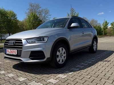 Gebraucht Audi Q3 Basis 125 PS (91 kW) 2017 Silber SUV