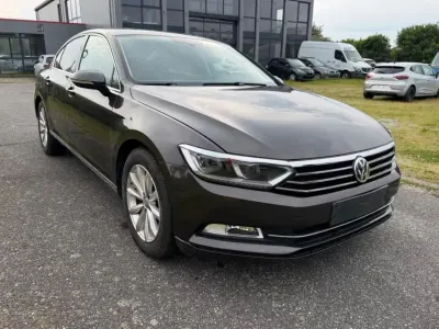 Gebraucht VW Passat 179 PS (131 kW) 2016 Braun Limousine