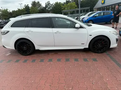 Gebraucht Mazda 6 180 PS (132 kW) 2011 Weiß Kombi