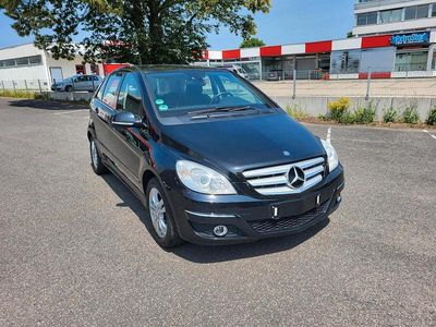 Mercedes B150