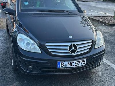 Gebraucht Mercedes B170 116 PS (85 kW) 2005 Schwarz Van / Kleinbus
