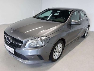 gebraucht Mercedes A180 A 180BlueEfficiency Navi RFK Teilleder Sc