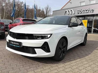 Neu Opel Astra 114 kW (156 PS) 2026 Lack weiss banquise/typ aussenverkleidung spiegel flach standard Limousine