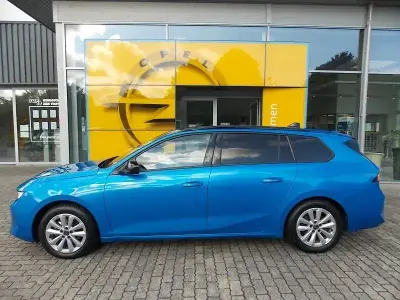 Gebraucht Opel Astra Edition 110 PS (80 kW) 2024 Kobalt Kombi