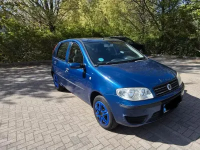Brugt Fiat Punto 2004 Blå Hatchback