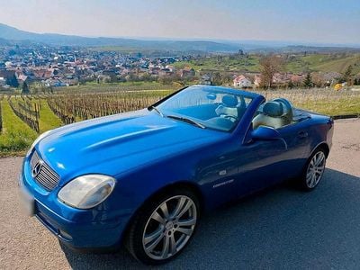 Gebraucht Mercedes SLK230 193 PS (141 kW) 1997 Blau Cabrio