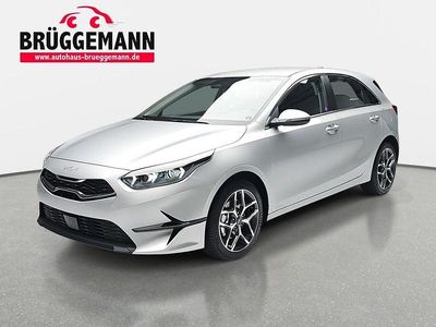 Silber Neu 2025 Kia Ceed Spirit Kleinwagen | 25.490 € (Fairer Preis)