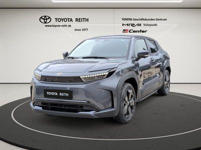 Neu Toyota Urban Cruiser Lounge 128 kW (175 PS) 2026 Grandeur grey SUV