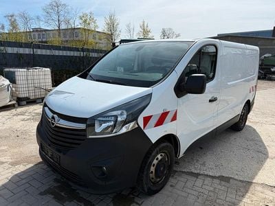 Second-hand Opel Vivaro 120 CP (88 kW) 2017 Alb Monovolum