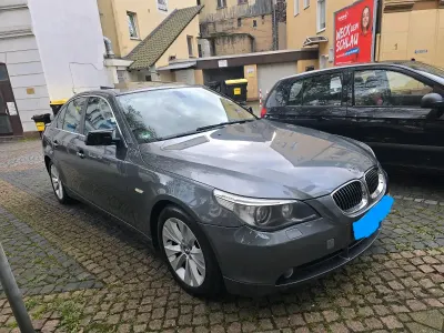 Gebraucht BMW 523 177 PS (130 kW) 2006 Grau Limousine
