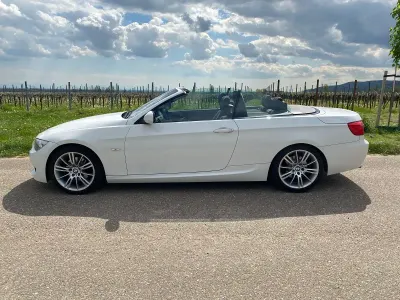Gebraucht BMW 320 Cabriolet M Sport 184 PS (135 kW) 2012 Weiß Cabrio