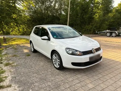 Gebraucht VW Golf VI Trendline 80 PS (58 kW) 2009 Weiß Kleinwagen