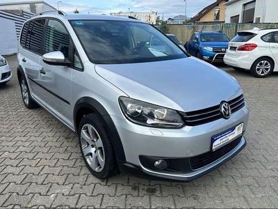 Silber Gebraucht 2012 VW Touran Highline Van / Kleinbus | 9.625 € (Teuer)