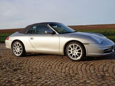 Porsche 911 Carrera 4 Cabriolet