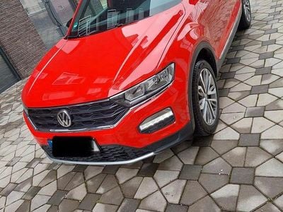 Second-hand VW T-Roc United 150 CP (110 kW) 2020 Roșu SUV