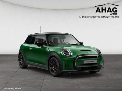 Gebraucht Mini Cooper SE Classic 135 kW (184 PS) 2023 Schwarz Kleinwagen