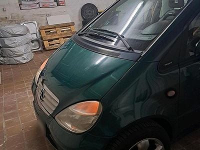 Usata Mercedes A160 Avantgarde 75 CV (55 kW) 1998 Verde Utilitaria