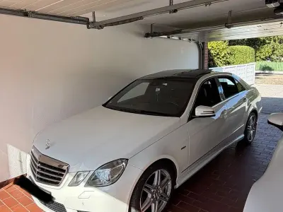 Gebraucht Mercedes E350 AMG 292 PS (214 kW) 2010 Weiß Limousine