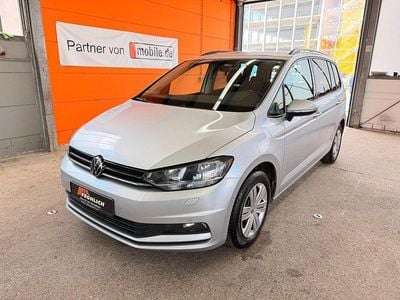 Gebraucht VW Touran 150 PS (110 kW) 2022 Silber Van / Kleinbus
