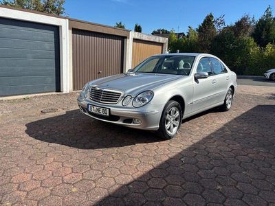 Mercedes E200