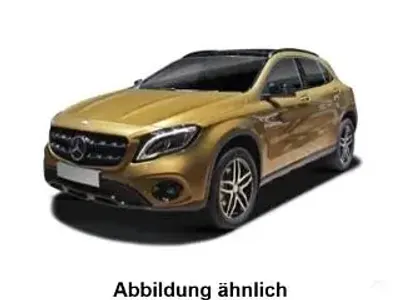 Używany Mercedes GLA180 122 KM (89 kW) 2017 Beżowy SUV
