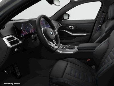 Gebraucht 2025 BMW 330 Comfort Edition Limousine | 49.619 € (Fairer Preis)