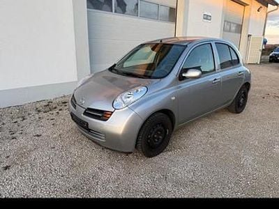Gebraucht Nissan Micra 60 PS (44 kW) 2003 Silber Kleinwagen