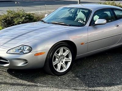 Jaguar XK8