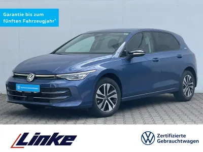 Gebraucht VW Golf VIII 150 PS (110 kW) 2025 Anemonenblau metallic Limousine