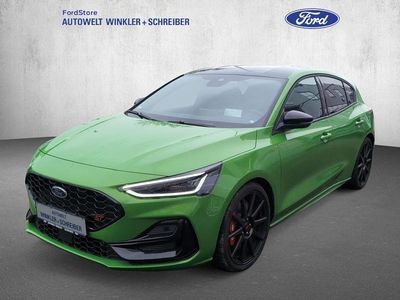 Neu Ford Focus ST 280 PS (205 kW) 2025 Mean green metallic Limousine