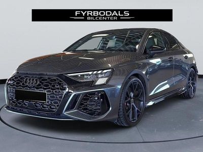 Grau Gebraucht 2024 Audi RS3 Design Limousine | 63.900 € (Etwas zu teuer)