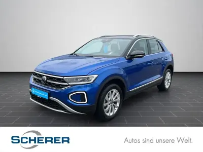 Gebraucht VW T-Roc Style 150 PS (110 kW) 2025 Ravennablau metallic SUV